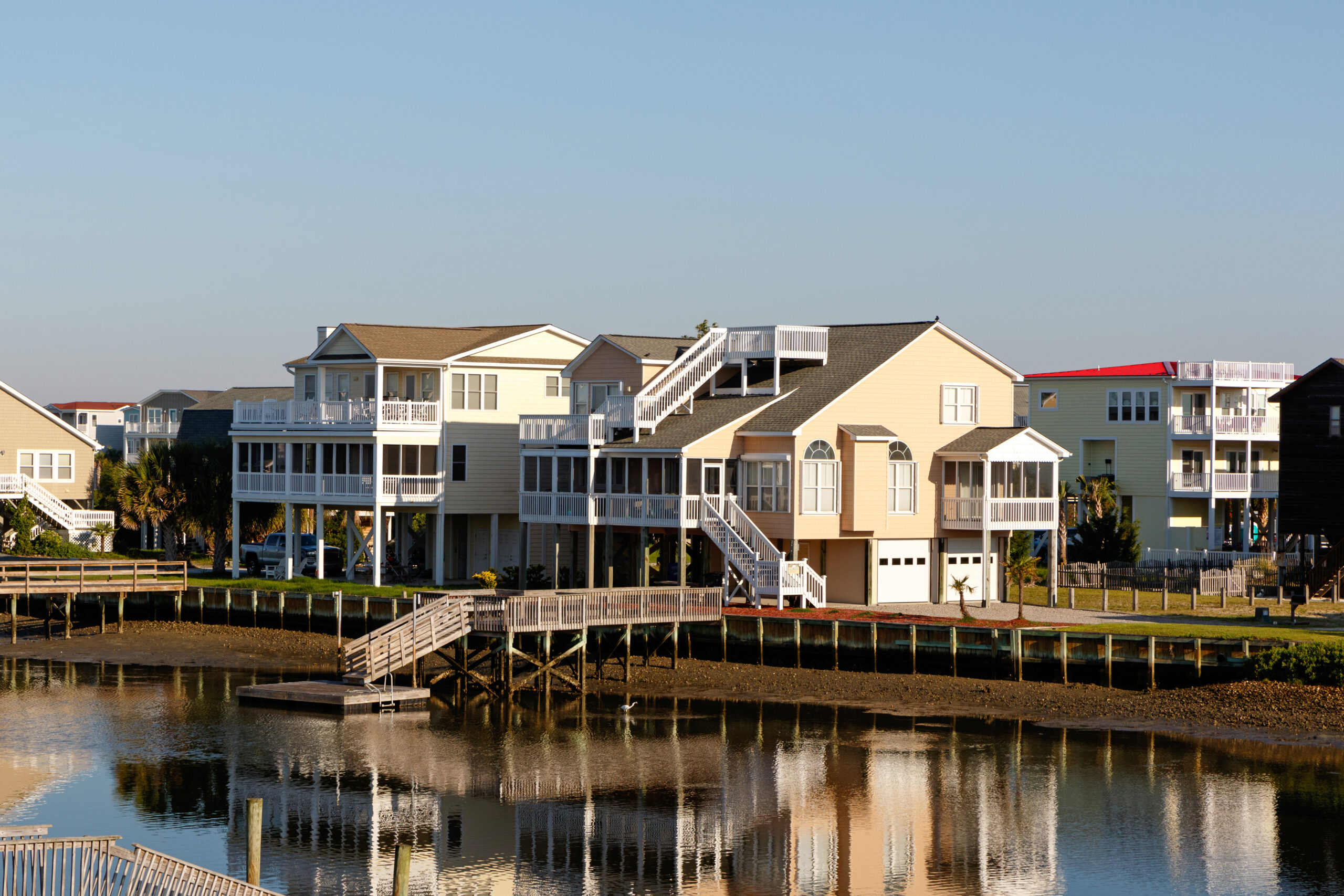 Great Neck waterfront homes